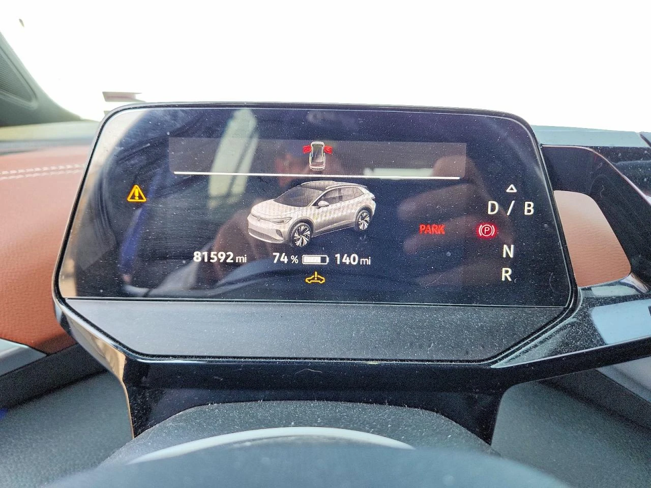 VW ID.4 AWD* PRO-S* ПОДГРЕВ* КАМЕРА* ПАНОРАМА* KEYLESS* , снимка 9 - Автомобили и джипове - 55647157