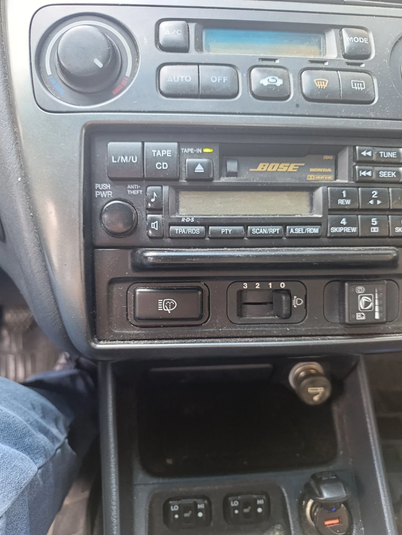 Honda Accord 2.0i es, снимка 3 - Автомобили и джипове - 56242830