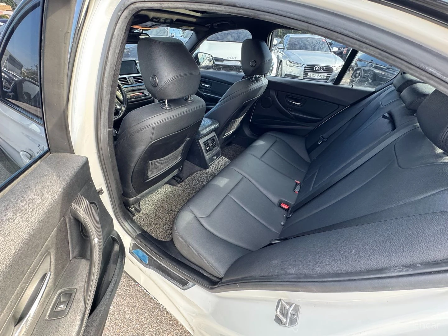 BMW 320 FACELIFT* M-PERFROMANCE* SHODOWLINE* ������ ���� | Mobile.bg � ����������� 12