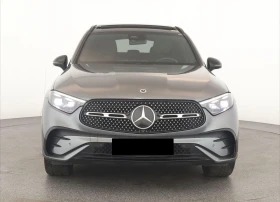 Mercedes-Benz GLC 300 i* AMG* 4M* PANO* HEAD-UP* 360 CAM* DISTR* KEYLESS, снимка 2