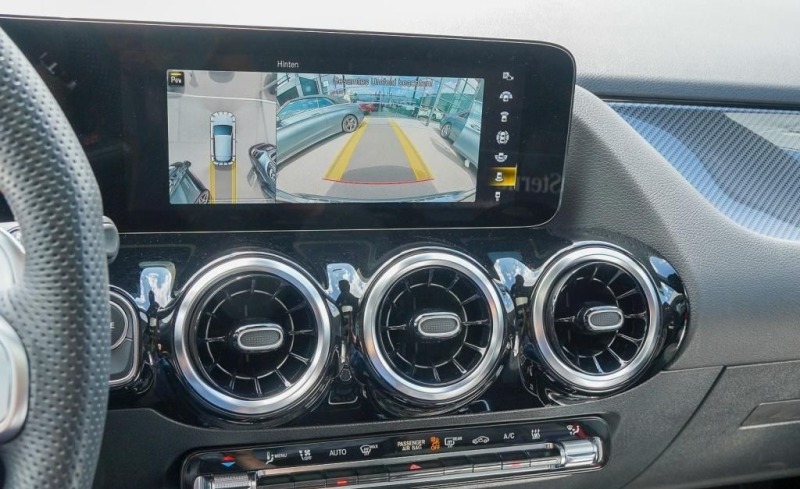 Mercedes-Benz GLA 35 AMG 4Matic = Carbon= Panorama Гаранция, снимка 9 - Автомобили и джипове - 45932936