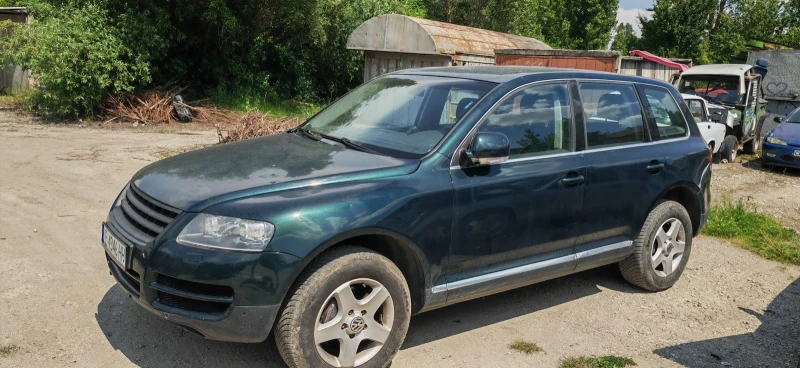 VW Touareg, снимка 2 - Автомобили и джипове - 47525744