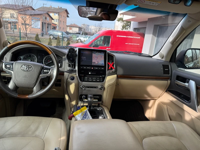 Toyota Land cruiser 200 4.6 V8, снимка 3 - Автомобили и джипове - 48889729