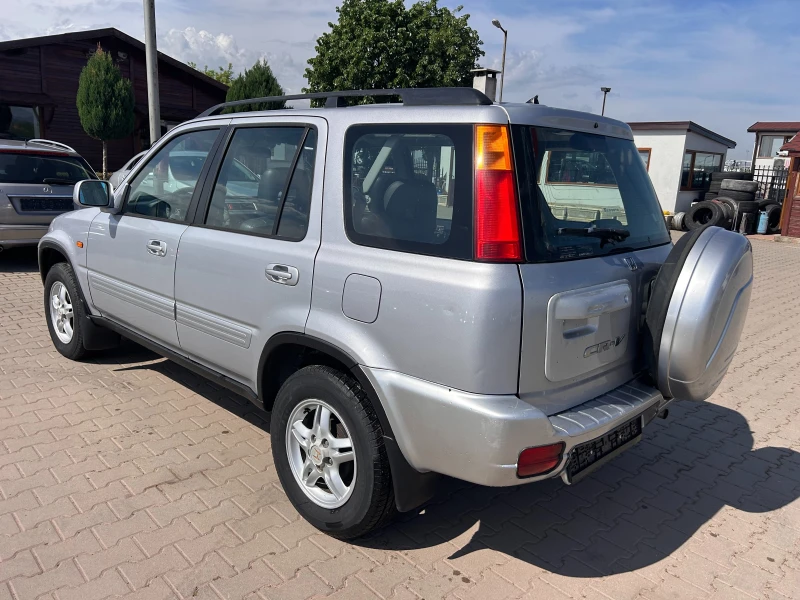 Honda Cr-v 2.0GAZ 4X4 PANORAMA , снимка 8 - Автомобили и джипове - 50207342