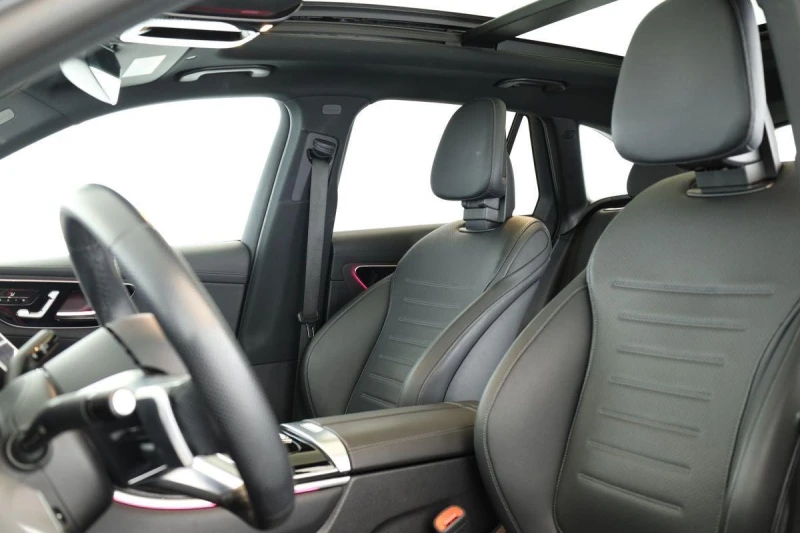 Mercedes-Benz GLC 300 i* AMG* 4M* PANO* HEAD-UP* 360 CAM* DISTR* KEYLESS, снимка 7 - Автомобили и джипове - 51286110