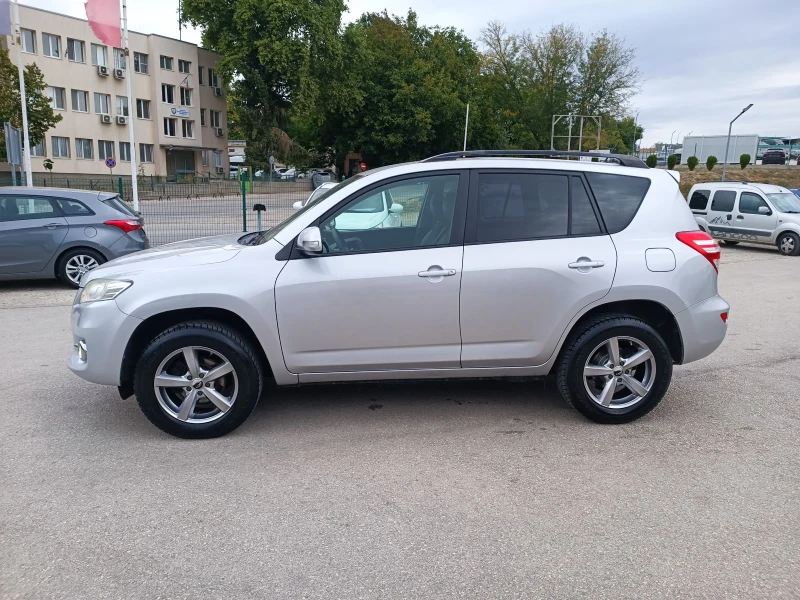 Toyota Rav4 2.0i-158кс-ШВЕЙЦАРИЯ-РЪЧКА-6ск-4х4-FACELIFT, снимка 5 - Автомобили и джипове - 51871746
