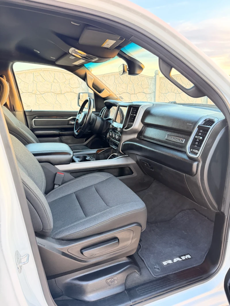 Dodge RAM 1500 5, 7 HEMI Big Horn edition , снимка 12 - Автомобили и джипове - 52228706