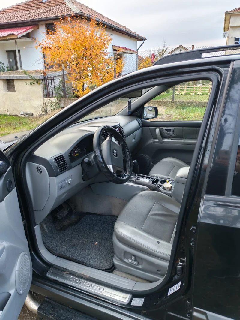 Kia Sorento, снимка 14 - Автомобили и джипове - 52352740