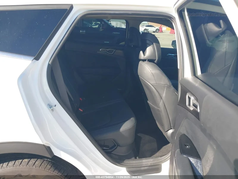 Kia Sportage HYBRID* 4WD, снимка 8 - Автомобили и джипове - 53186103