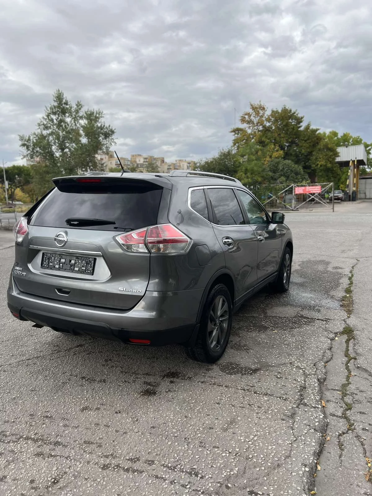 Nissan Rogue SL AWD Platinum  - изображение 4