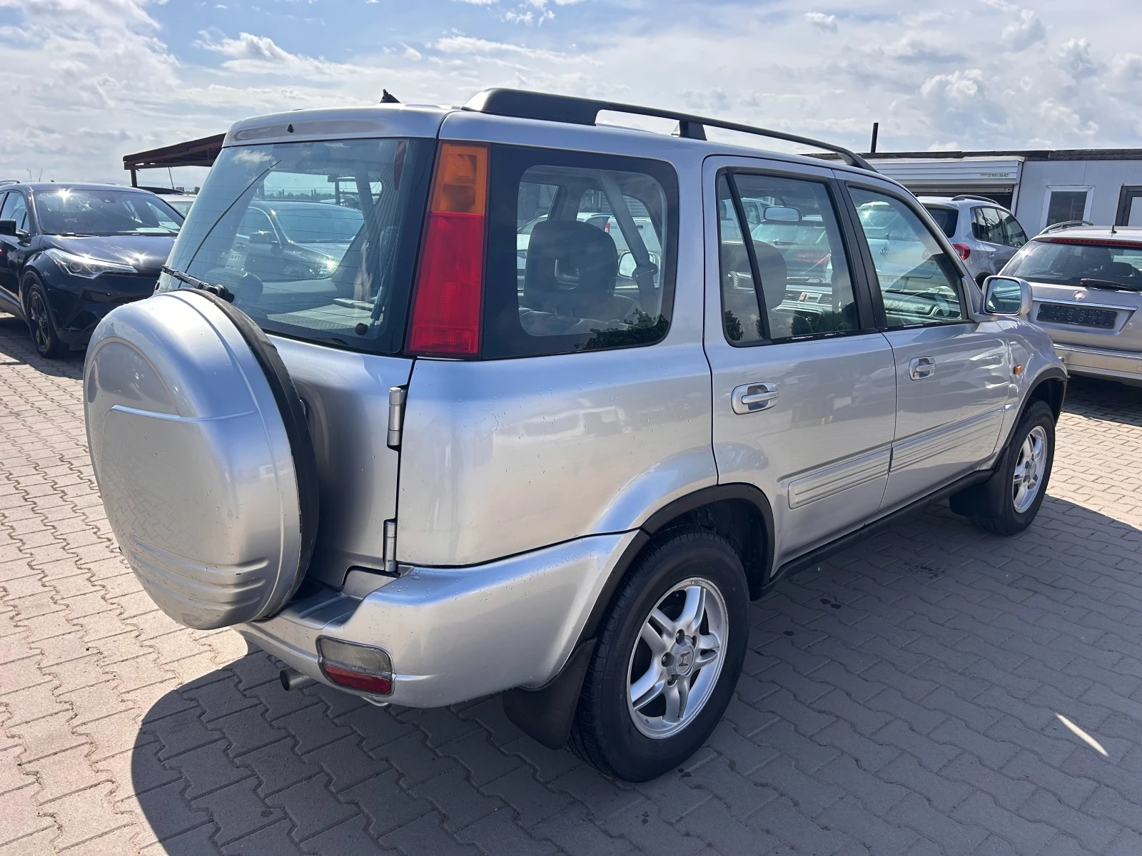 Honda Cr-v 2.0GAZ 4X4 PANORAMA  - изображение 6