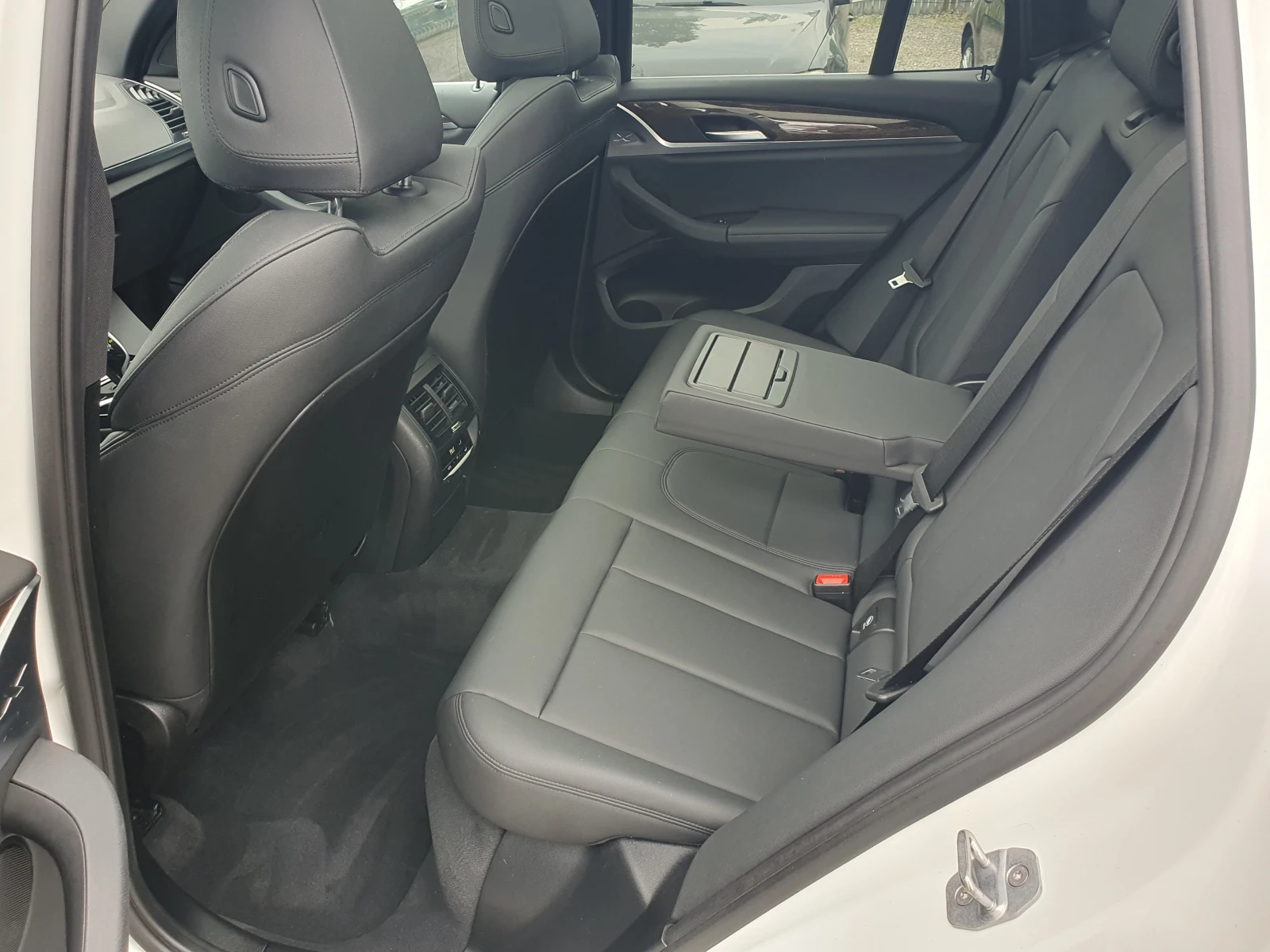 BMW X3 3.0i/xDrive - изображение 10