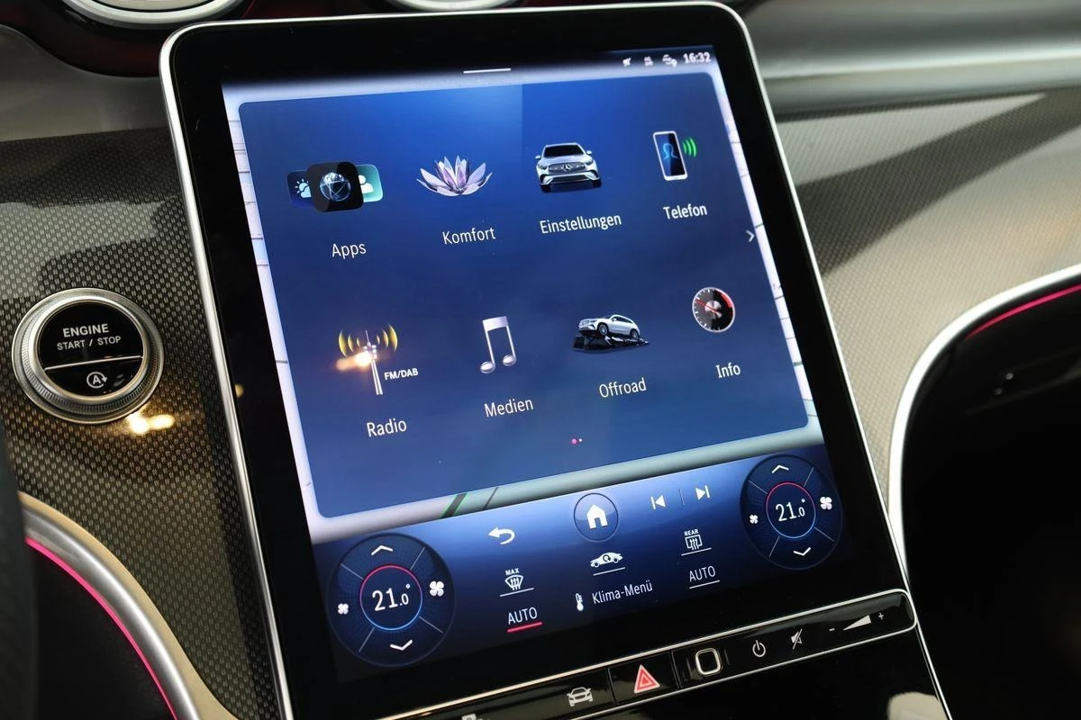 Mercedes-Benz GLC 300 i* AMG* 4M* PANO* HEAD-UP* 360 CAM* DISTR* KEYLESS | Mobile.bg   11