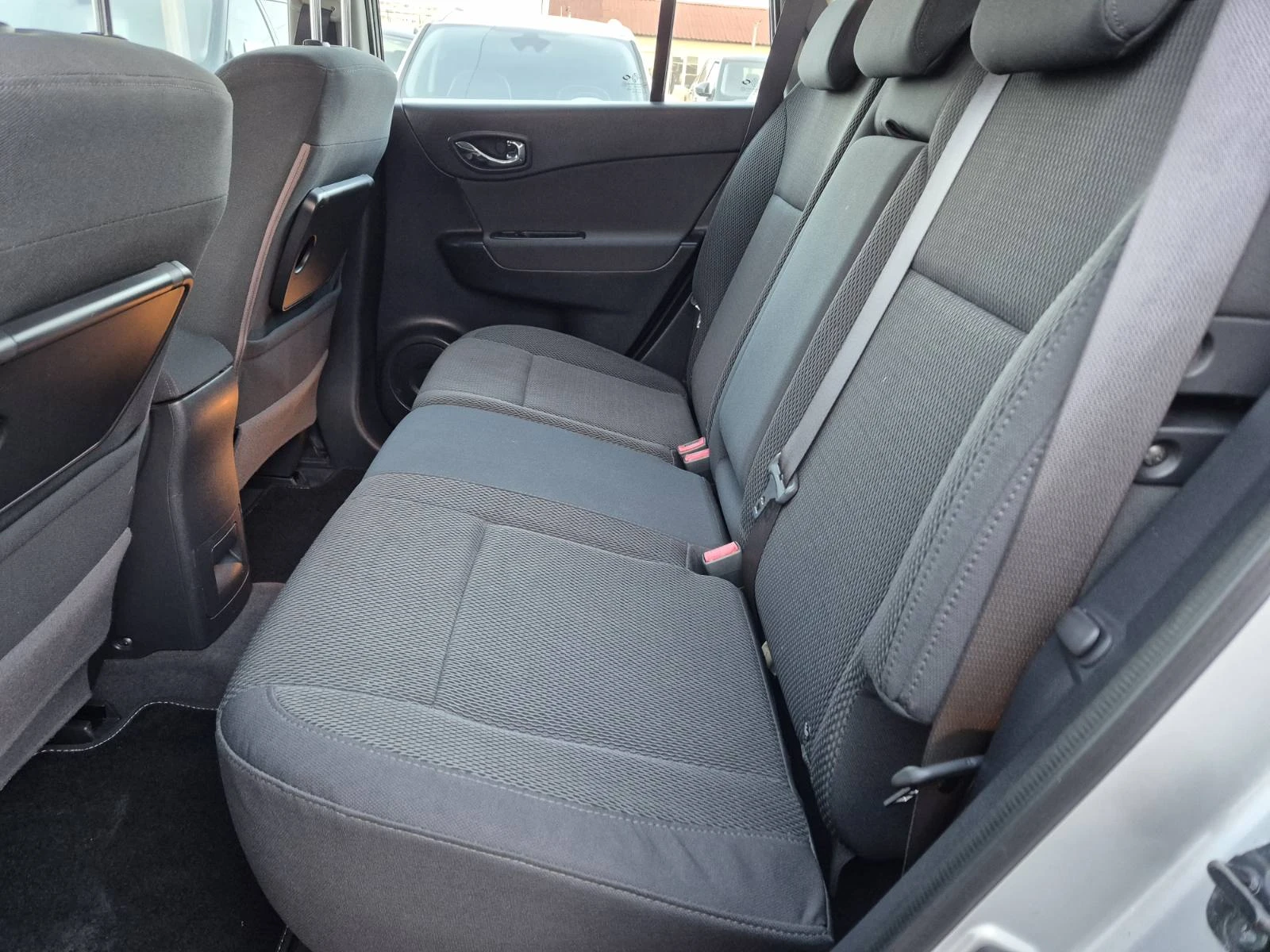 Renault Koleos 2.0D-4X4-150�� | Mobile.bg � ����������� 13