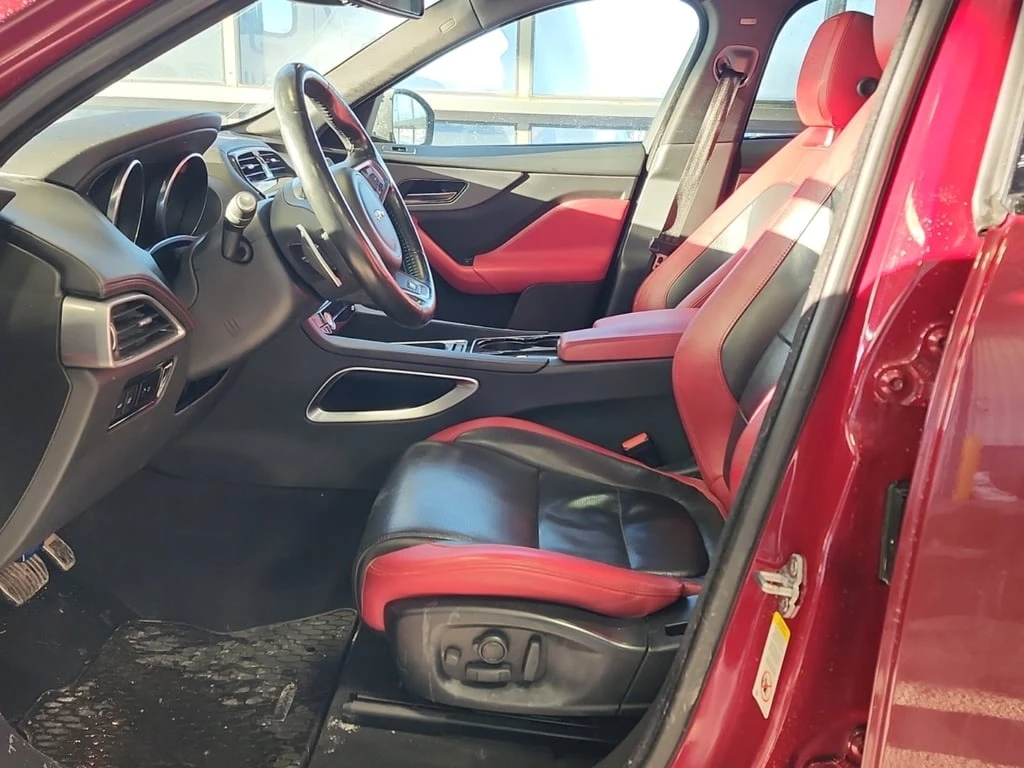 Jaguar F-PACE * S * CARFAX * ���� �� �� | Mobile.bg � ����������� 7