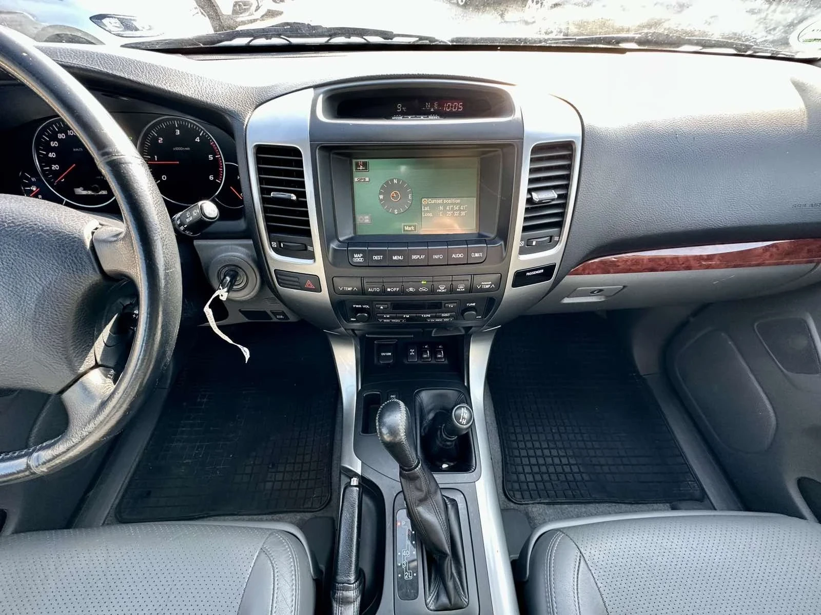 Toyota Land cruiser 3.0D-4D, снимка 9 - Автомобили и джипове - 53744691