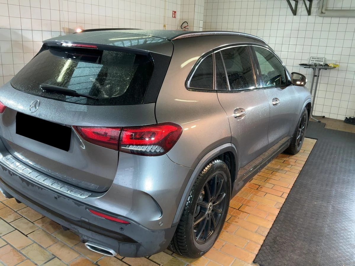 Mercedes-Benz GLA 220 d 4Matic AMG Line/360/Мъртъв ъгъл/Multibeam, снимка 3 - Автомобили и джипове - 53952118