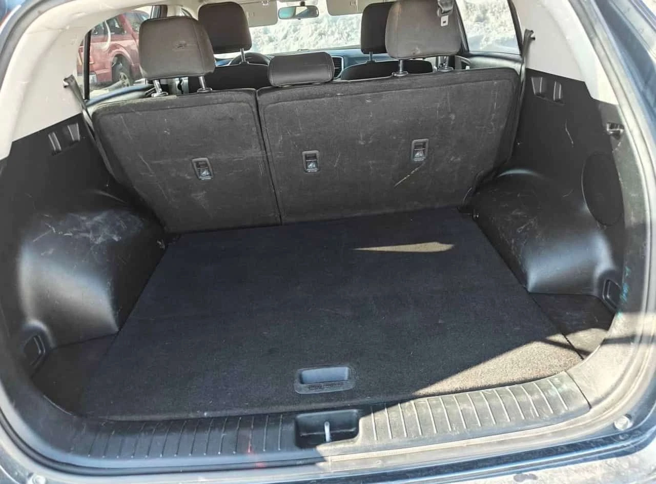 Kia Sportage * LX * CARFAX * ЦЕНА ДО БГ, снимка 15 - Автомобили и джипове - 53999052