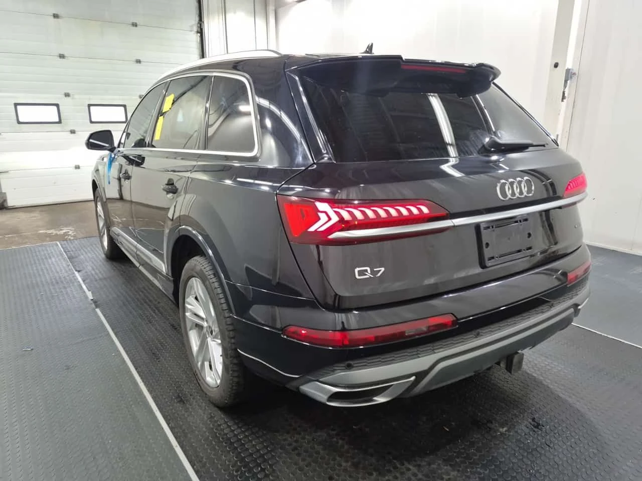Audi Q7 55TFSI S-Line * KOMFORT * CARFAX * Без инциденти *, снимка 5 - Автомобили и джипове - 54546762