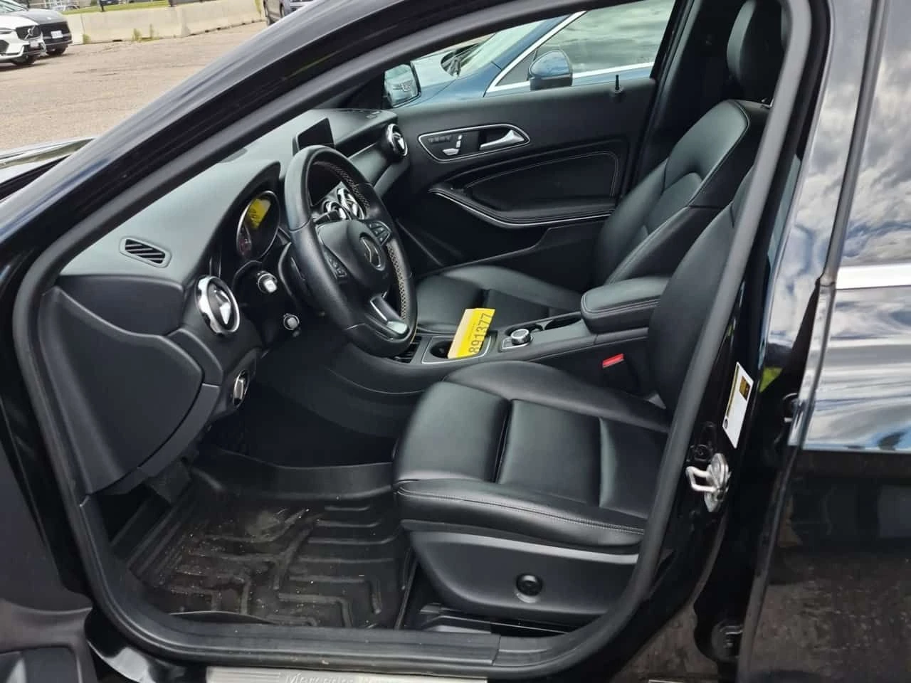 Mercedes-Benz GLB 250 AMG Line * 4matic * CARFAX *  | Mobile.bg � ����������� 8