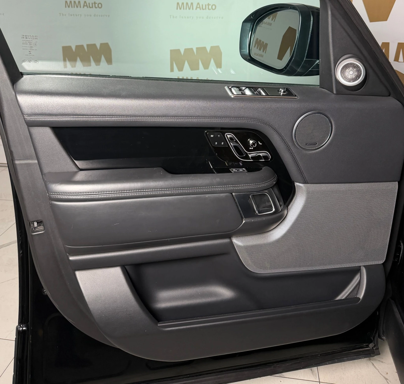Land Rover Range rover SD V8* Massage* Ventilation* Pano* Meridian, снимка 6 - Автомобили и джипове - 55958370