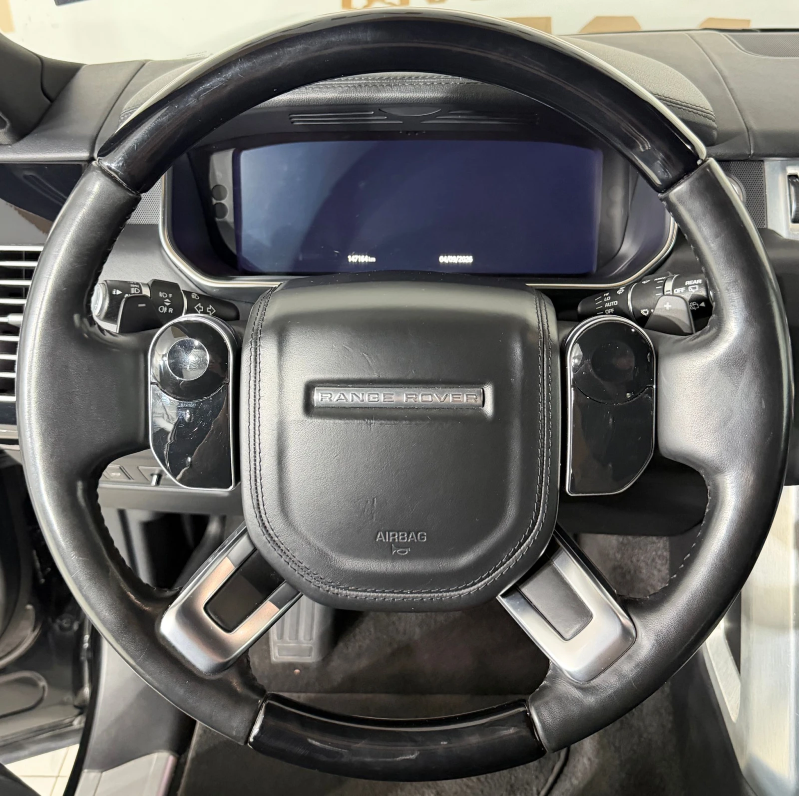 Land Rover Range rover SD V8* Massage* Ventilation* Pano* Meridian, снимка 13 - Автомобили и джипове - 55958370