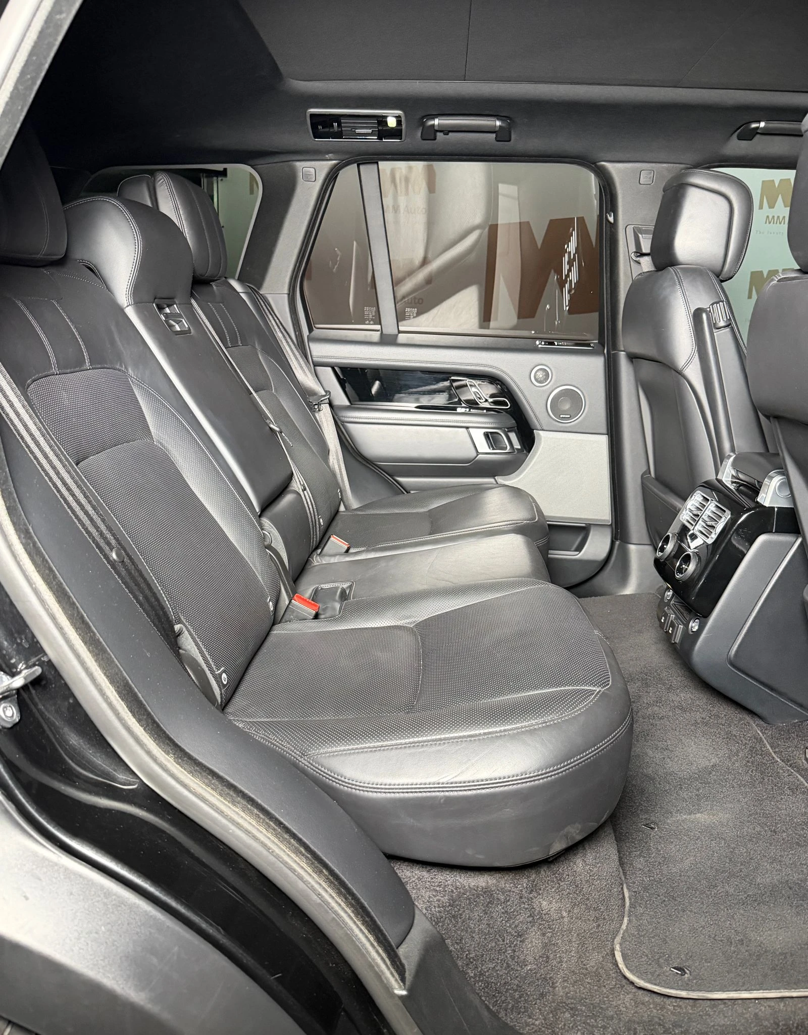 Land Rover Range rover SD V8* Massage* Ventilation* Pano* Meridian, снимка 11 - Автомобили и джипове - 55958370