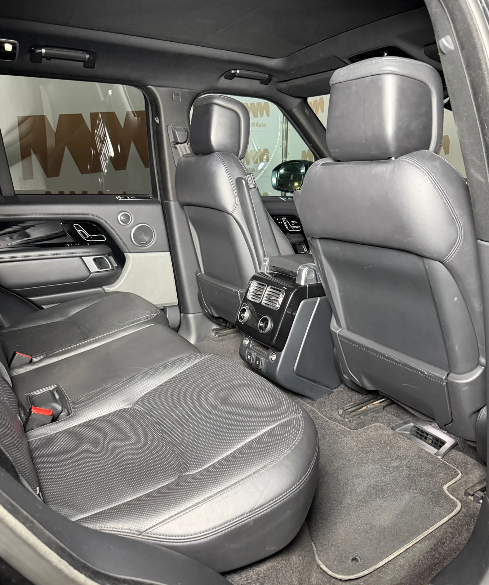 Land Rover Range rover SD V8* Massage* Ventilation* Pano* Meridian, снимка 12 - Автомобили и джипове - 55958370
