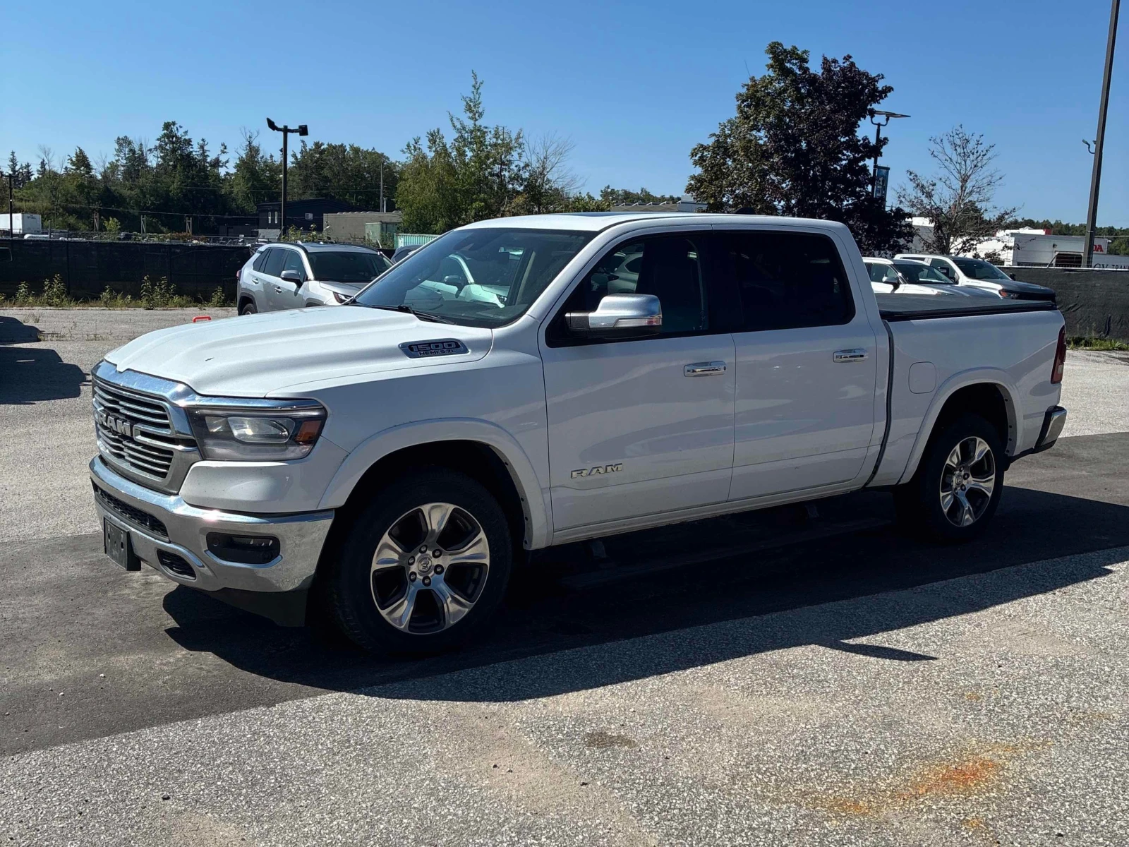 Dodge RAM 1500 * Laramie * АВТОКРЕДИТ БЕЗ ПЪРВОНАЧАЛНА ВНОСКА* , снимка 2 - Автомобили и джипове - 55988399