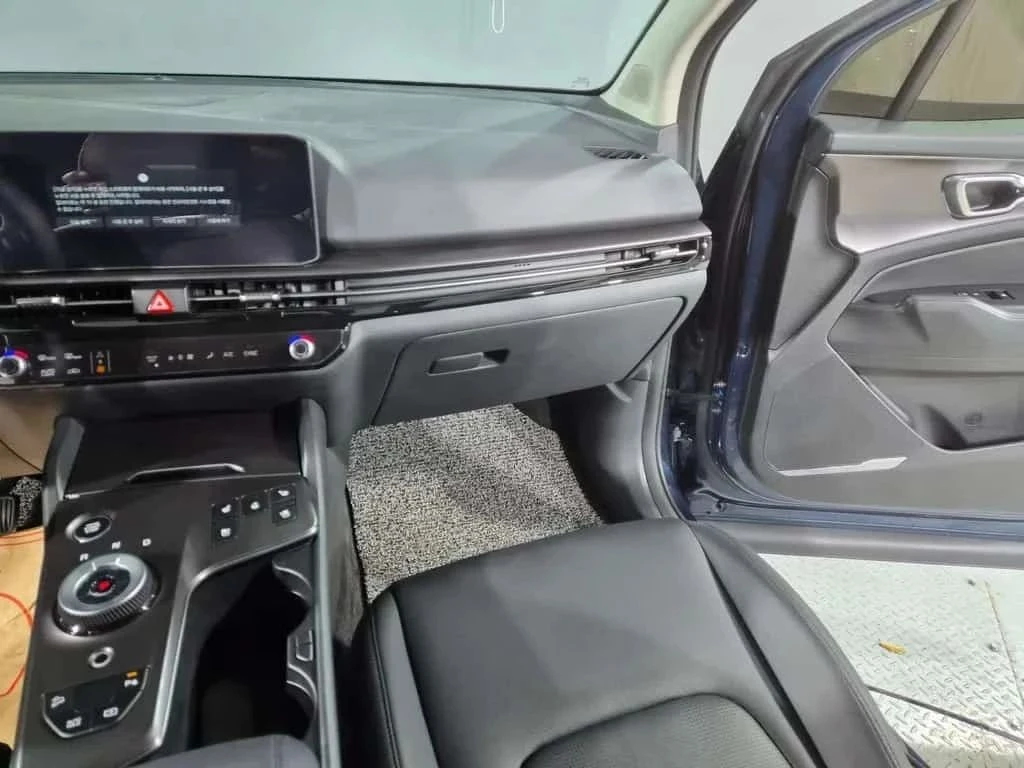 Kia Sportage, снимка 11 - Автомобили и джипове - 56729084