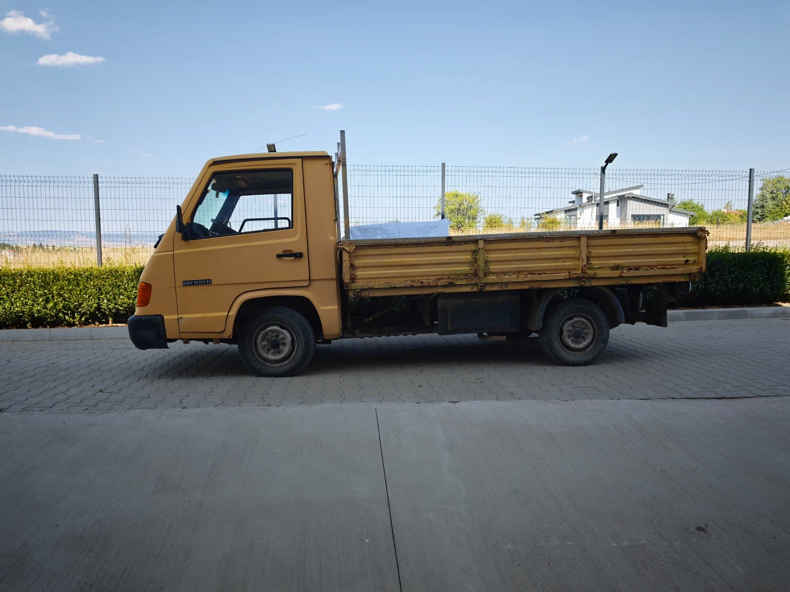 Mercedes-Benz Mb1000, снимка 3 - Бусове и автобуси - 55779414