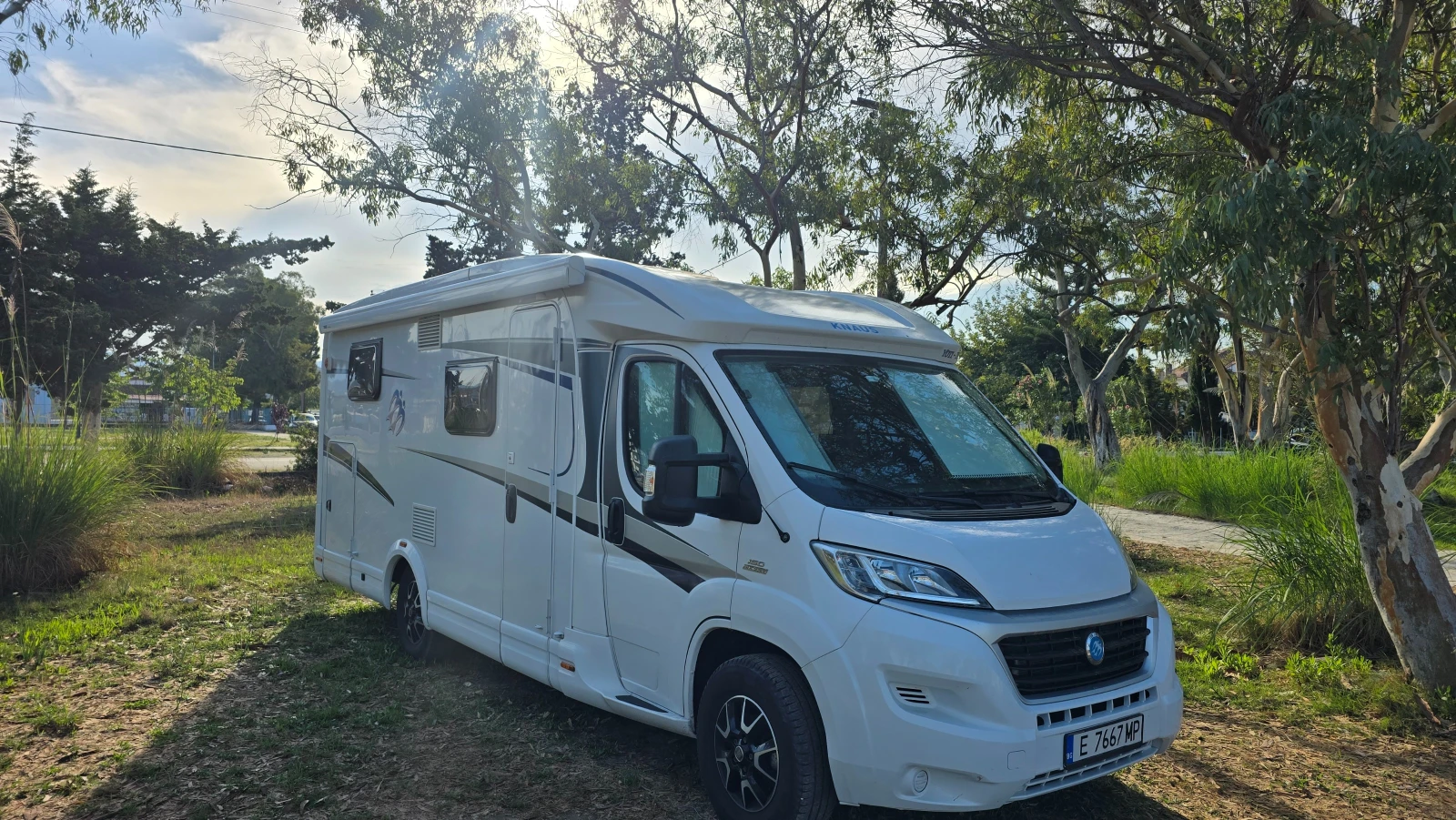 Кемпер Knaus VAN TI 650 MEG, снимка 2 - Каравани и кемпери - 55646743