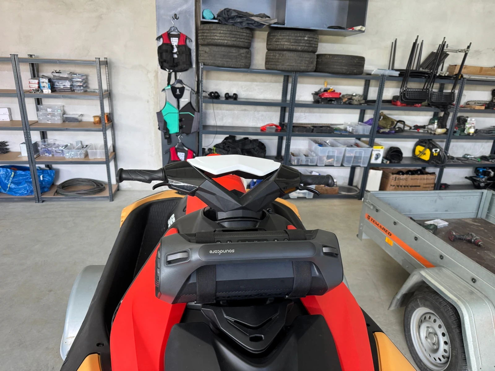 Джет Bombardier Sea Doo, снимка 3 - Воден транспорт - 54735237