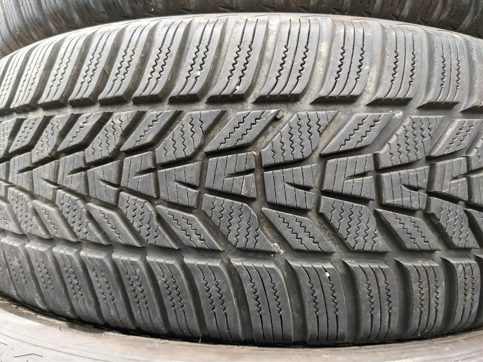  235/60R18 | Mobile.bg   3