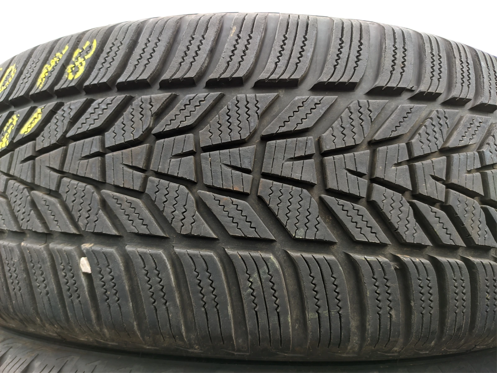  235/60R18 | Mobile.bg   1