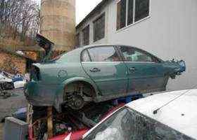 Opel Vectra C 1.8i / 2.2i Signum, снимка 14