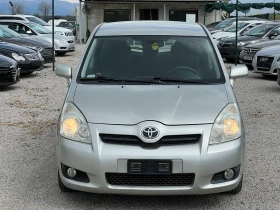 Toyota Corolla verso 2.2 D4D, снимка 2