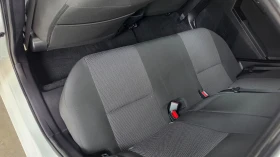 Toyota Auris 1.33* 99кс* LED* бензин, снимка 13