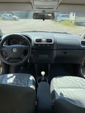 Skoda Roomster 1.4i Бензин * * клима * * парктконик темпомат 164к, снимка 11