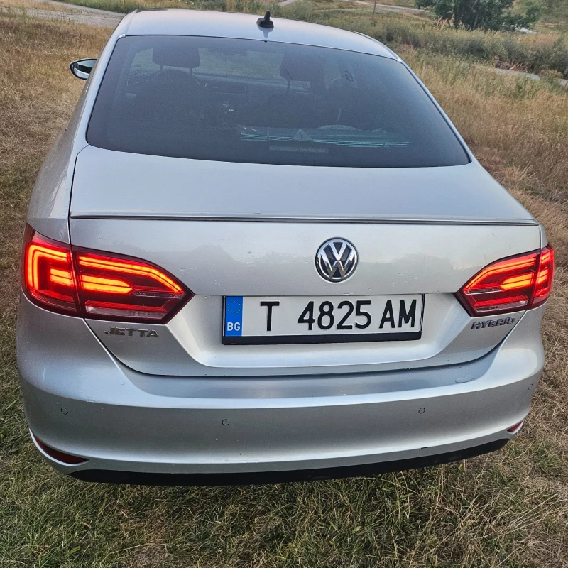 VW Jetta, снимка 7 - Автомобили и джипове - 46838568