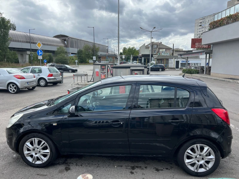 Opel Corsa, снимка 2 - Автомобили и джипове - 47270413