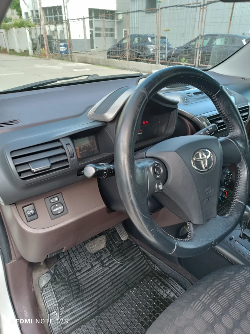 Toyota IQ Automatic , снимка 7 - Автомобили и джипове - 49543971