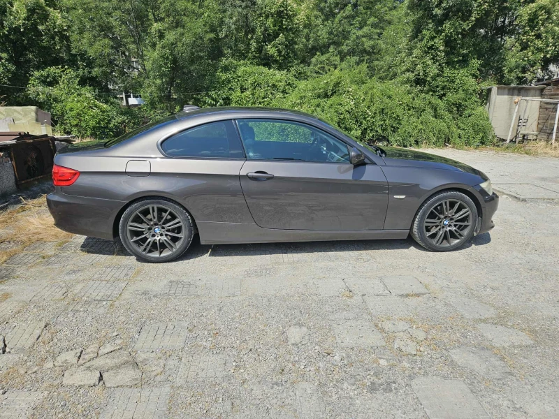 BMW 320, снимка 7 - Автомобили и джипове - 52405920