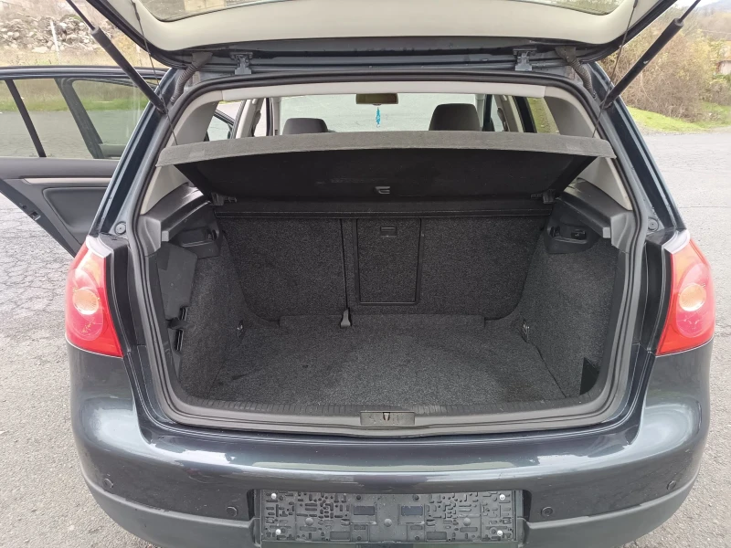 VW Golf 1.9tdi, снимка 12 - Автомобили и джипове - 52594677