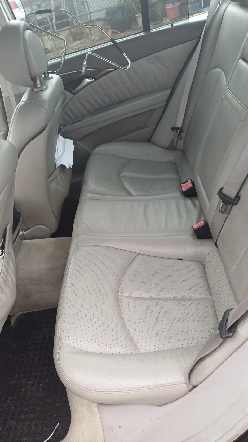 Mercedes-Benz E 320 CDI ЛИЗИНГ, снимка 12 - Автомобили и джипове - 52604692