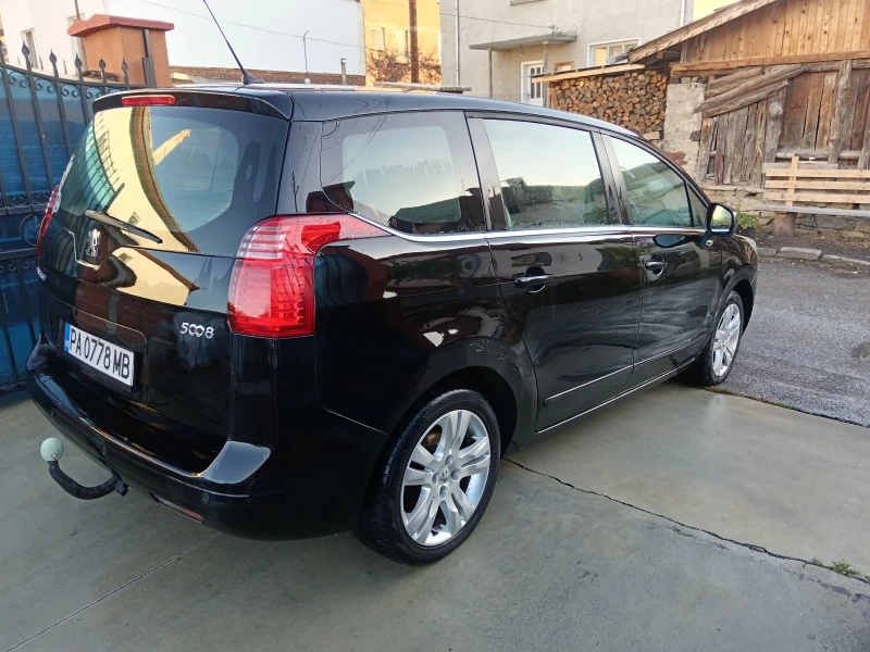 Peugeot 5008, снимка 6 - Автомобили и джипове - 52640201