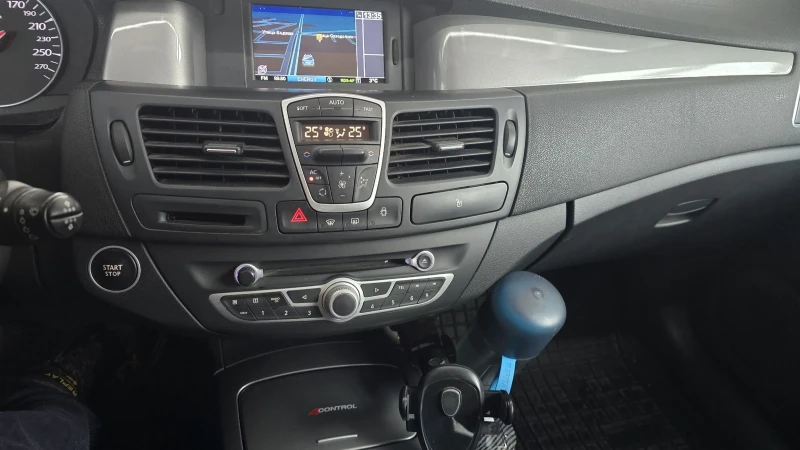 Renault Laguna 2.0dci 4control GT 2013 EURO 5b, снимка 4 - Автомобили и джипове - 52897442