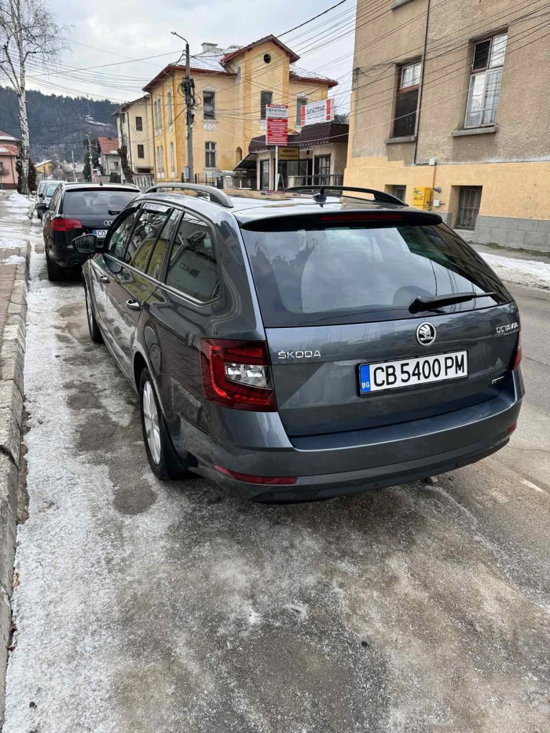 Skoda Octavia 1.5 G-TEC Първи собственик, снимка 4 - Автомобили и джипове - 53181572