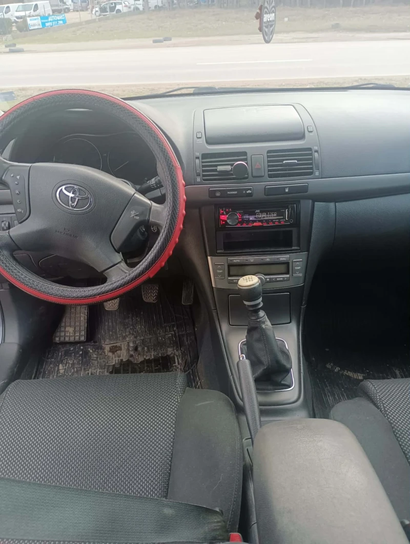 Toyota Avensis 2.2, снимка 7 - Автомобили и джипове - 53517204