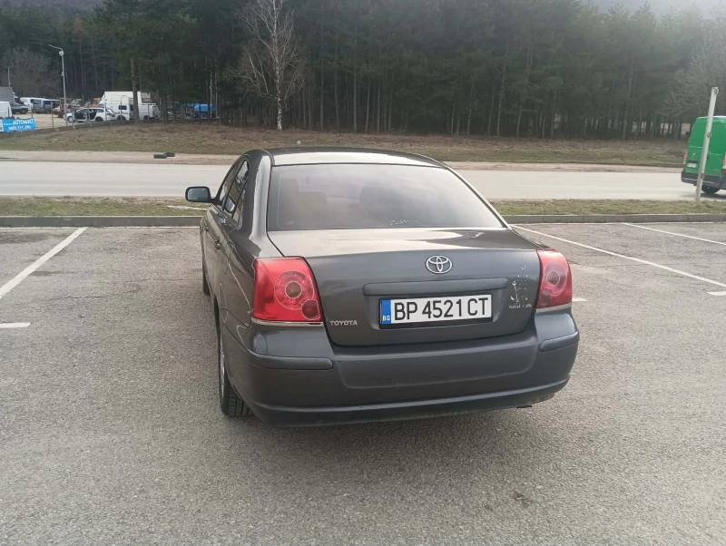 Toyota Avensis 2.2, снимка 2 - Автомобили и джипове - 53517204